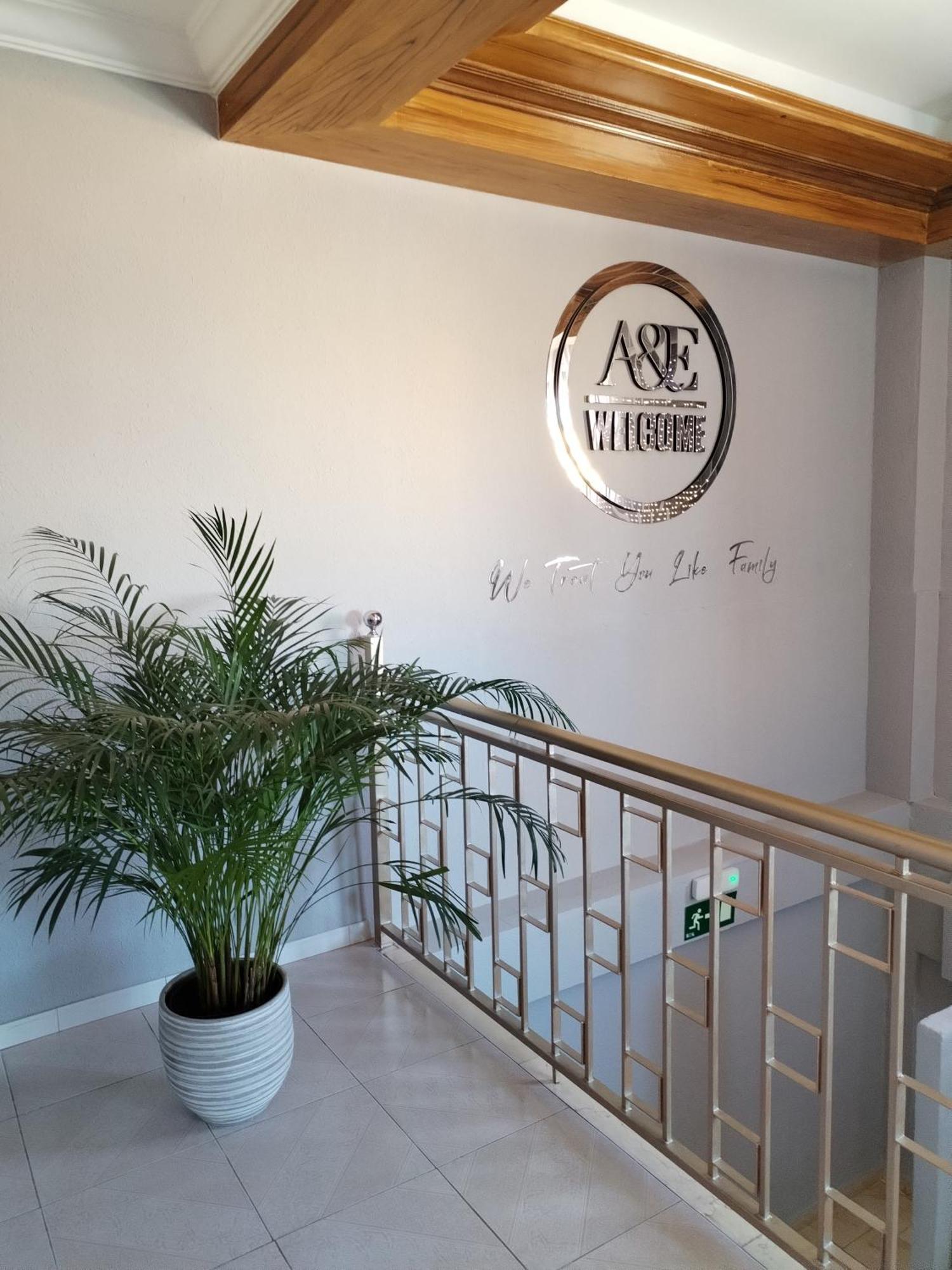 Pension A&E Manises Exterior foto