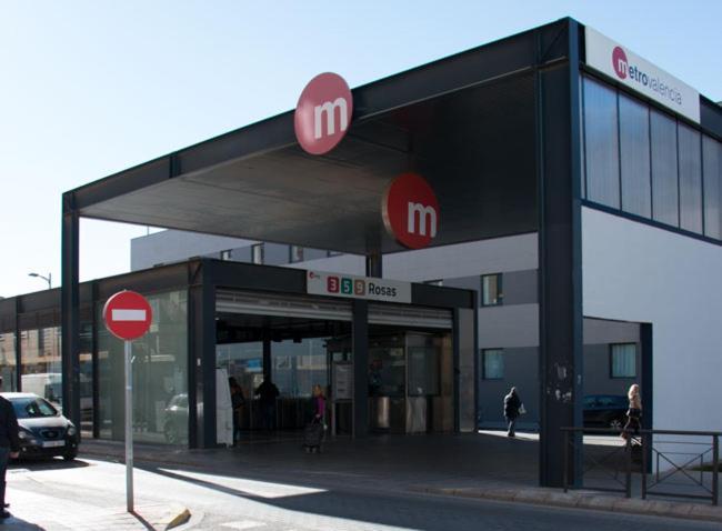Pension A&E Manises Exterior foto